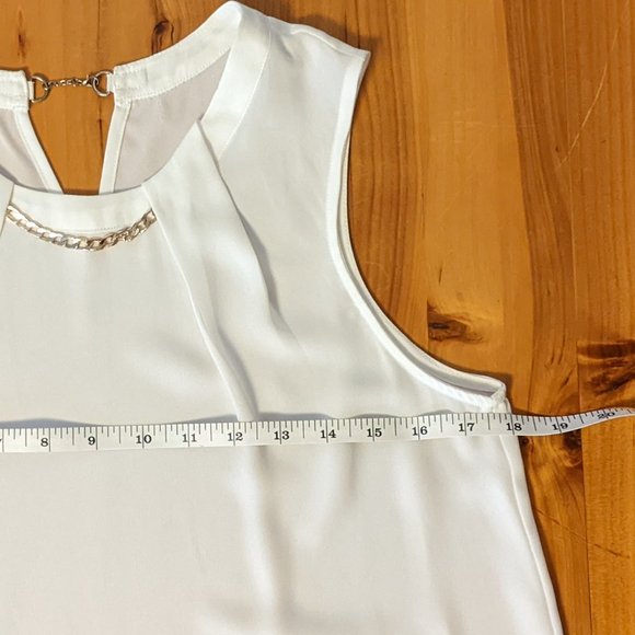 Sleeveless White Blouse with Gold Chain Detail - Picture 10 of 13